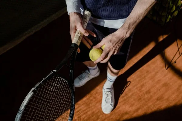 tennis hard court serve